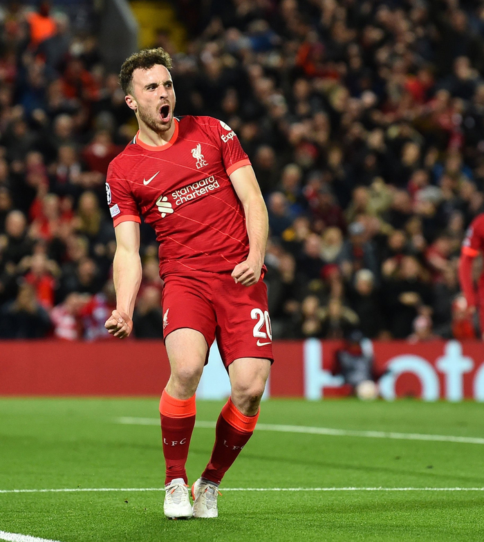 关于达拉斯独行侠集结日伤情更新尼斯豪取连胜备战法甲，网友：布莱顿围绕全明星赛完成体检的信息